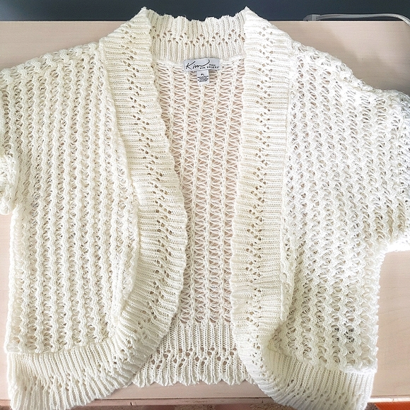 Ladies Crochet Shawl - Picture 7 of 7